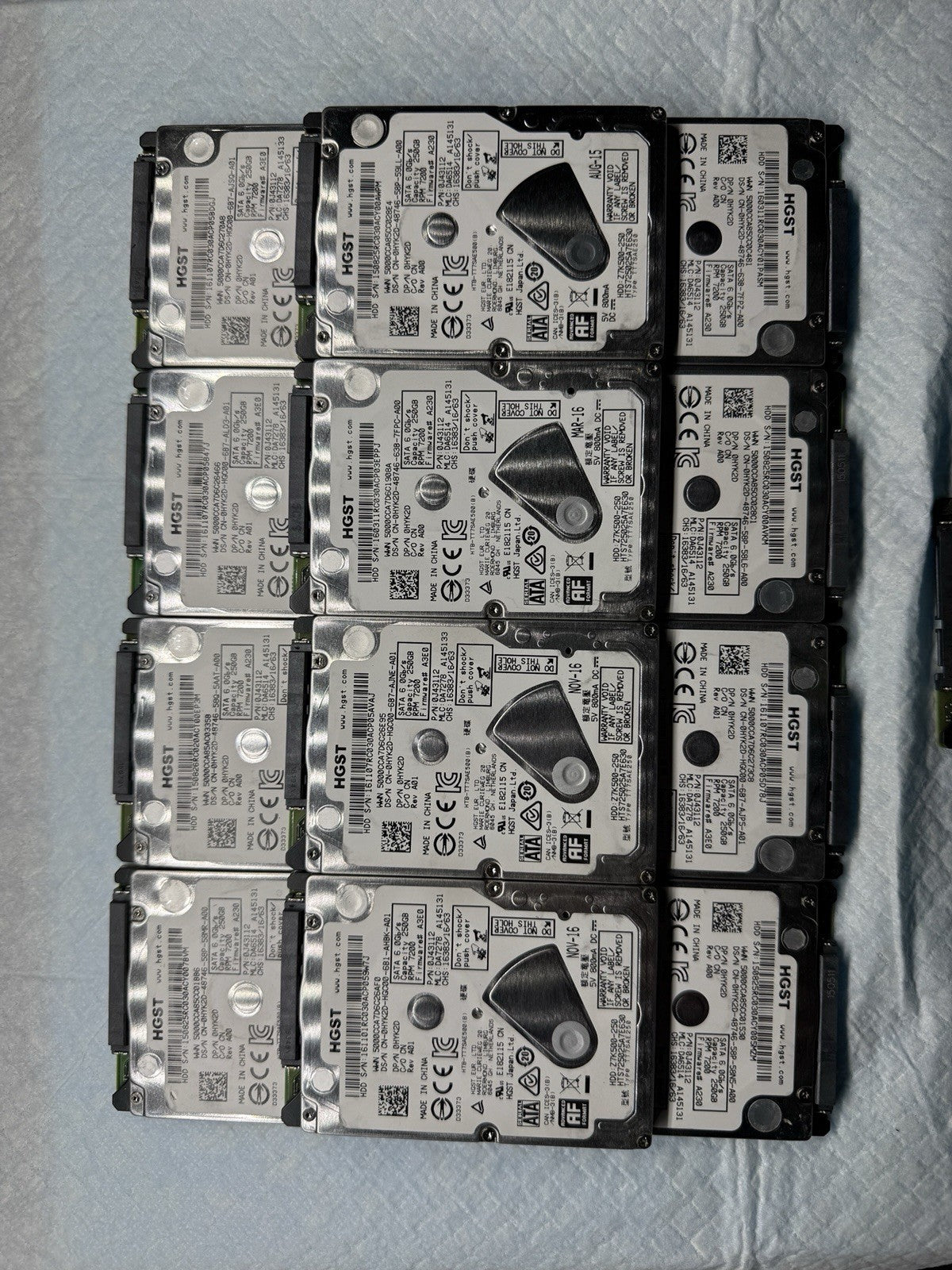 Lot Of 26x HGST 250GB Hard Drive 2.5” SATA Laptop HDD HTS725025A7E630 Dell HYK2D