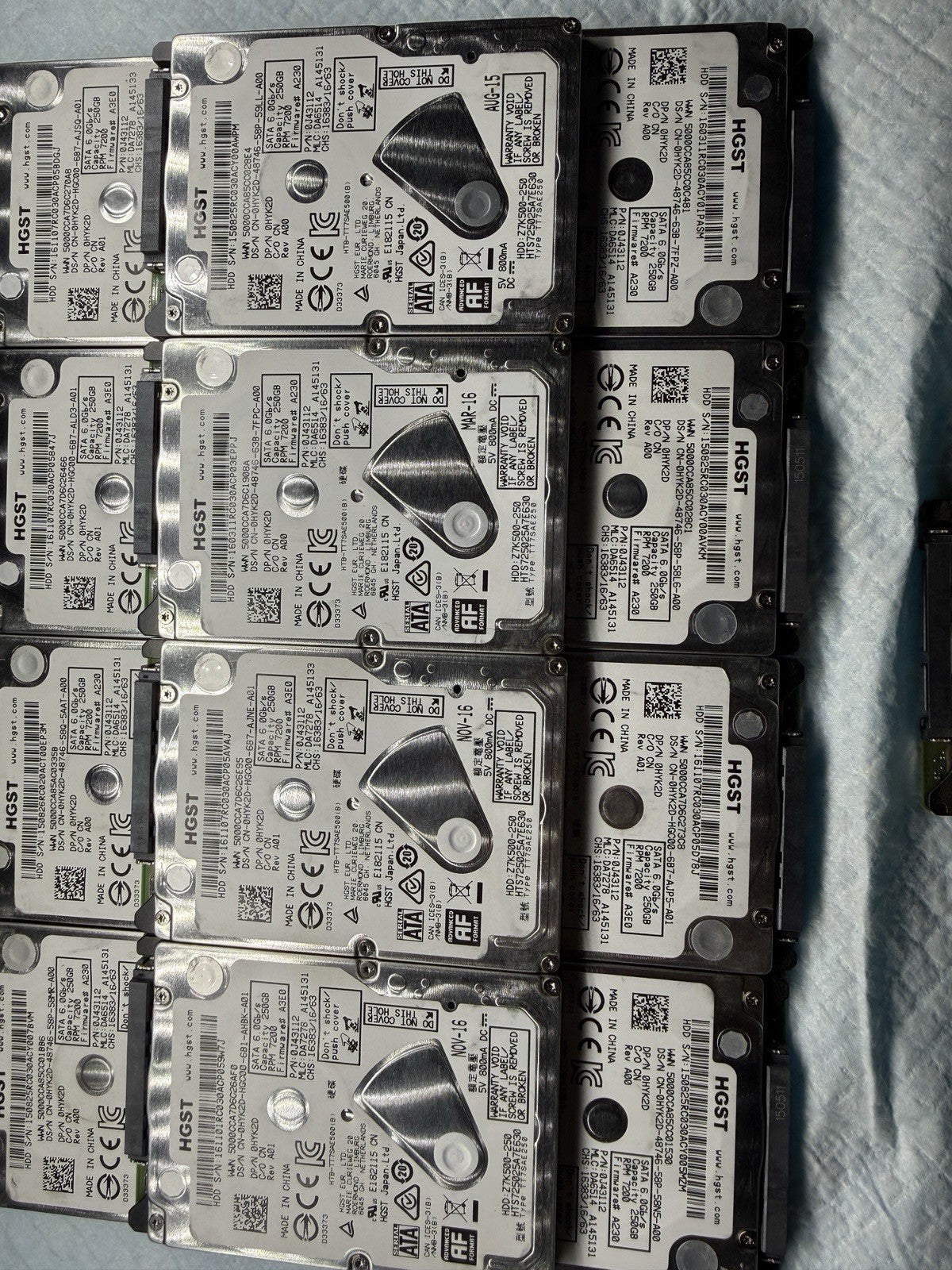 Lot Of 26x HGST 250GB Hard Drive 2.5” SATA Laptop HDD HTS725025A7E630 Dell HYK2D