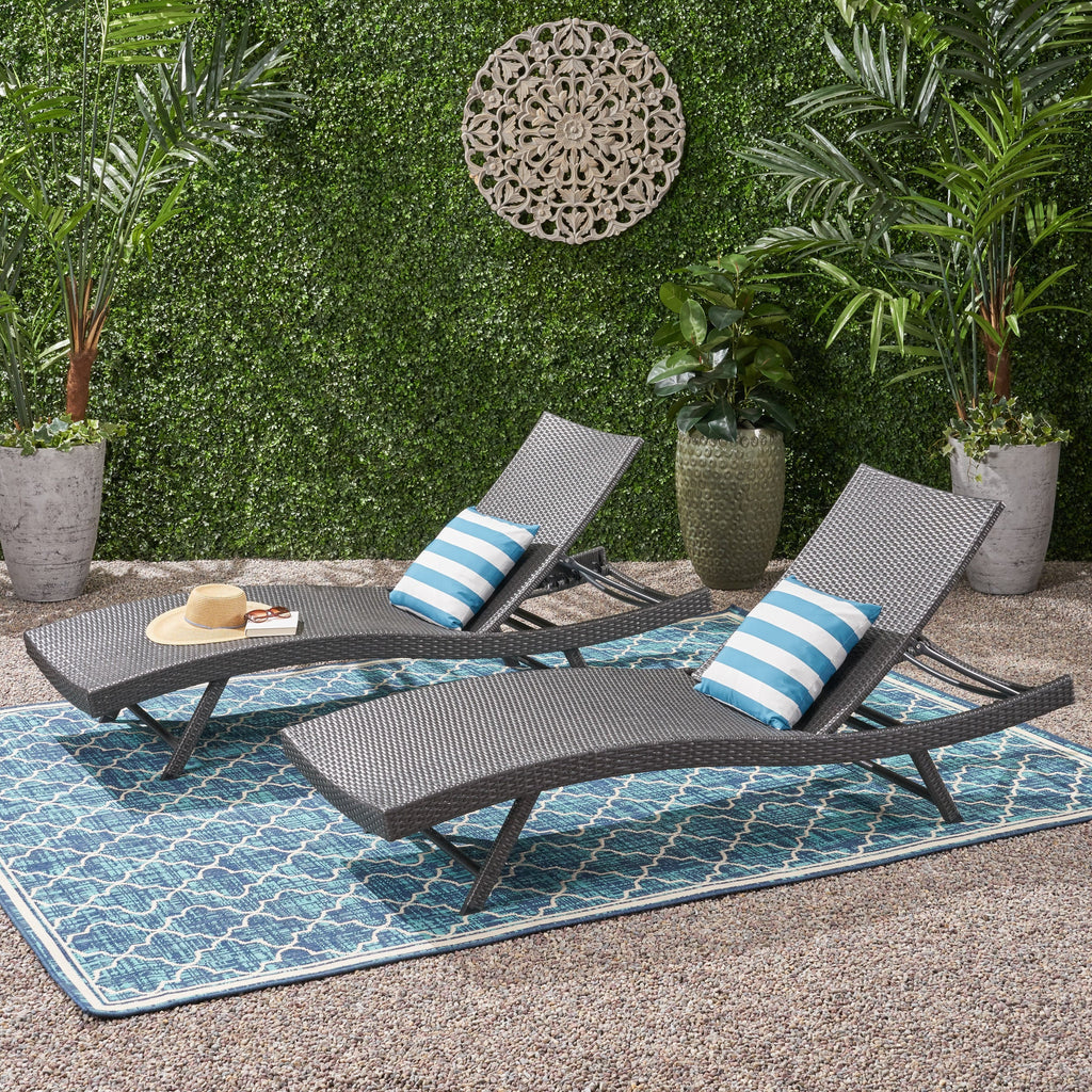 Set of 2 Grey Wicker Chaise Lounge Reclining Seats