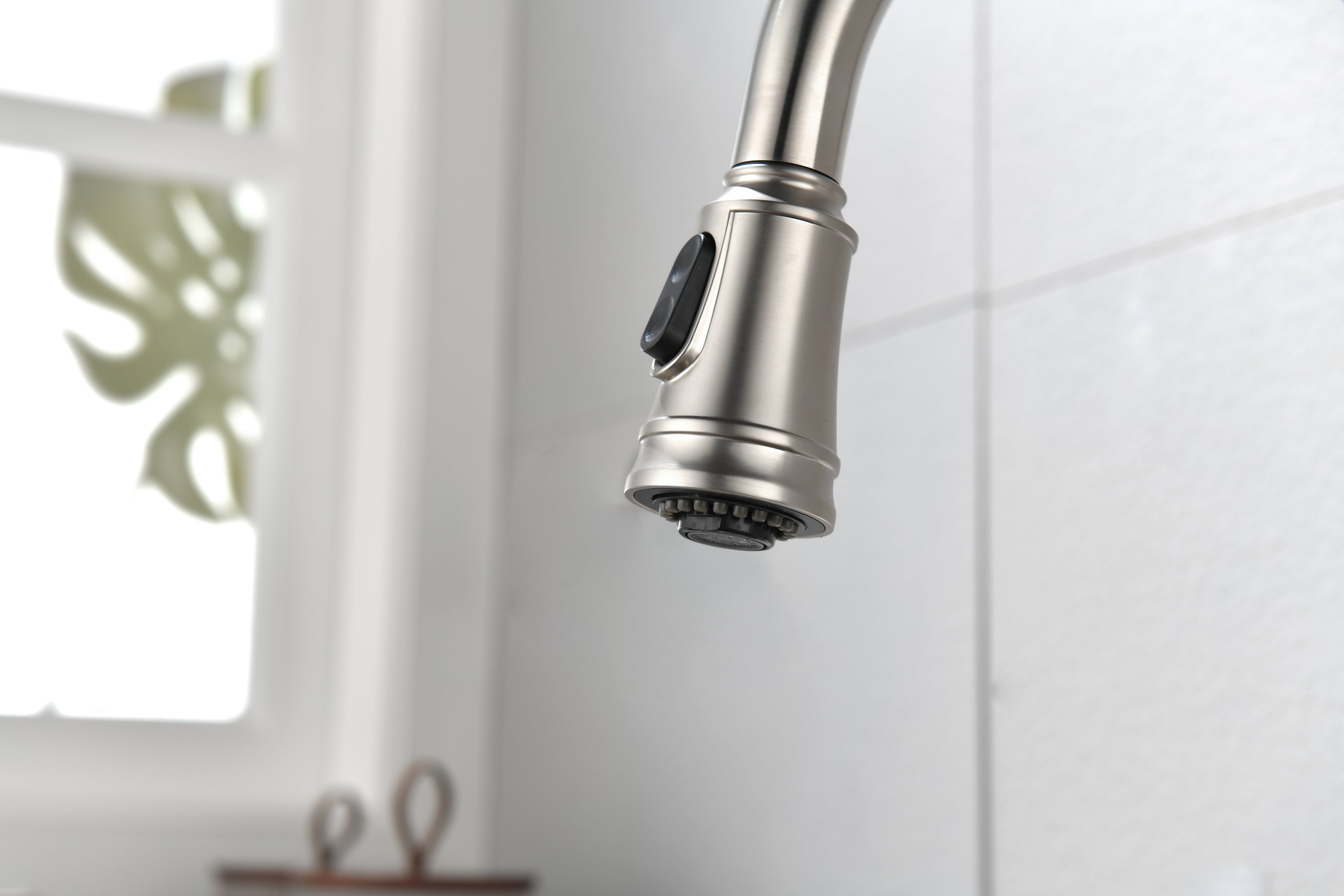 Single Handle High Arc Pull Out Kitchen Faucet, Single Level Stainless Steel